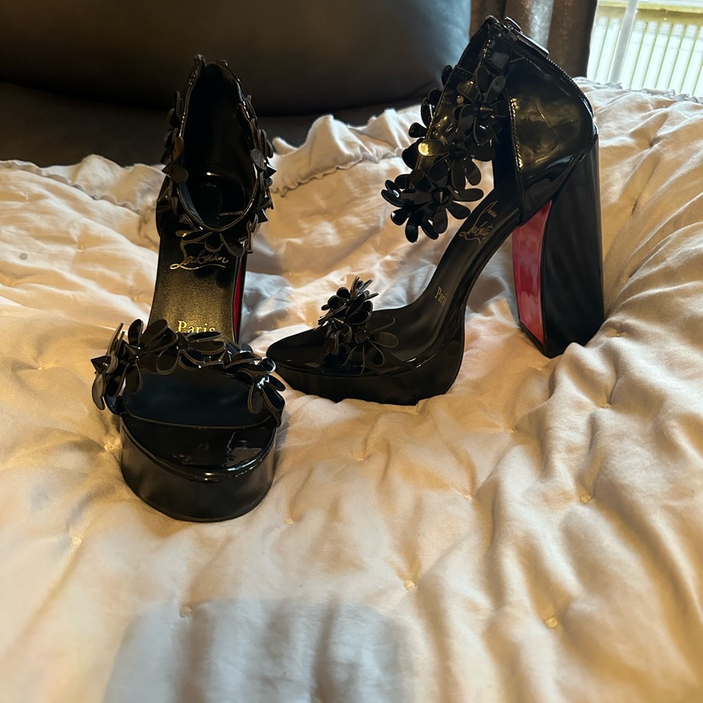 Beautiful Red Bottoms - Picture 3 of 9